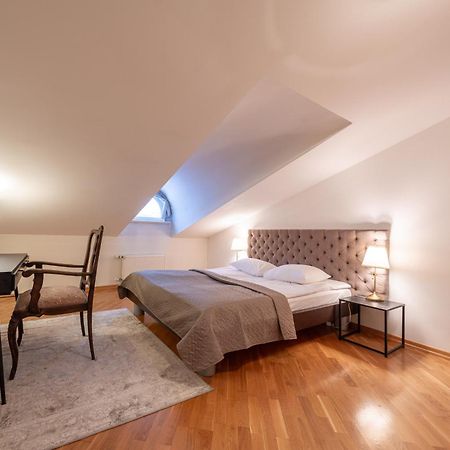 Old Town - Demini Apartment Tallinn Ngoại thất bức ảnh