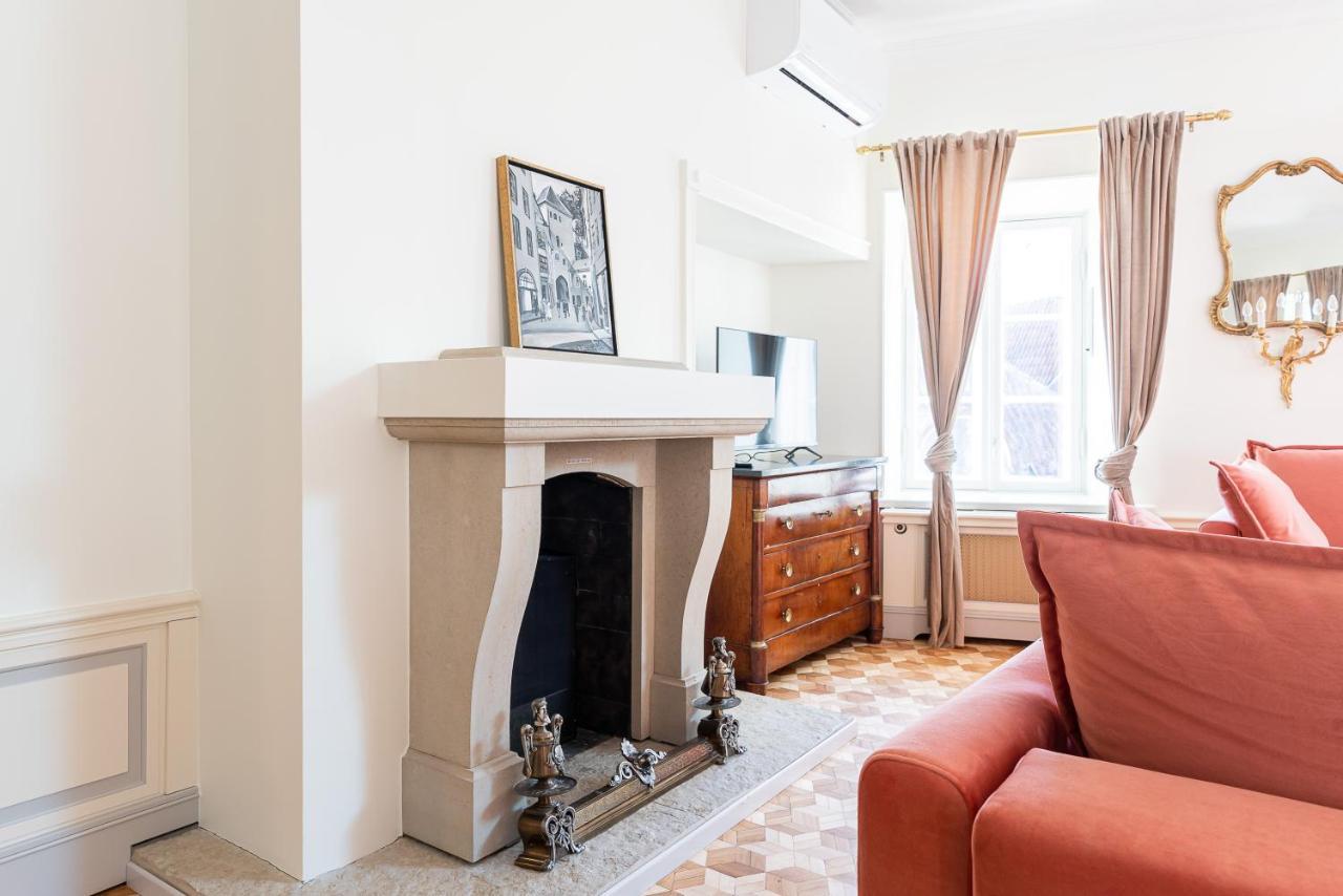 Old Town - Demini Apartment Tallinn Ngoại thất bức ảnh