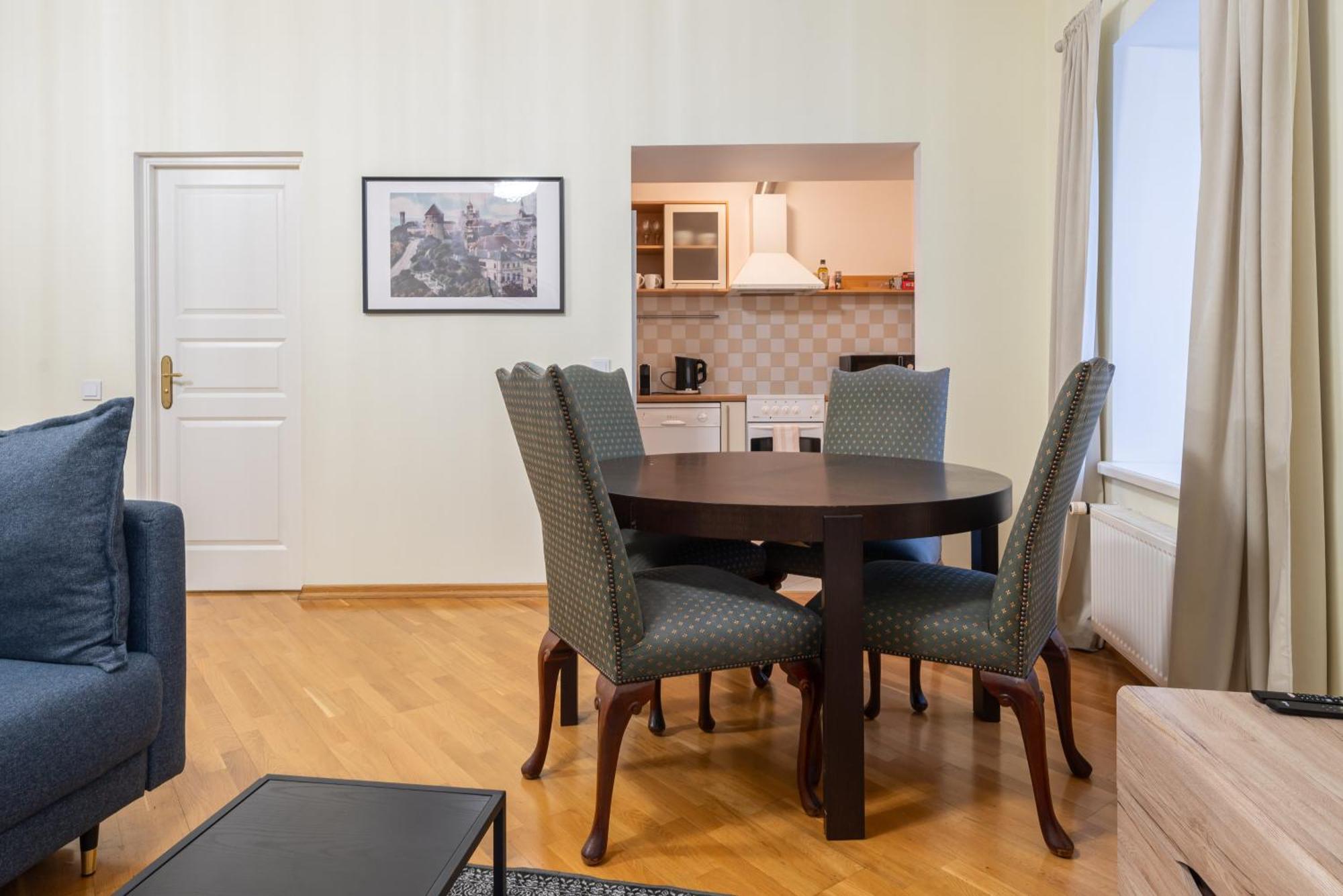 Old Town - Demini Apartment Tallinn Ngoại thất bức ảnh